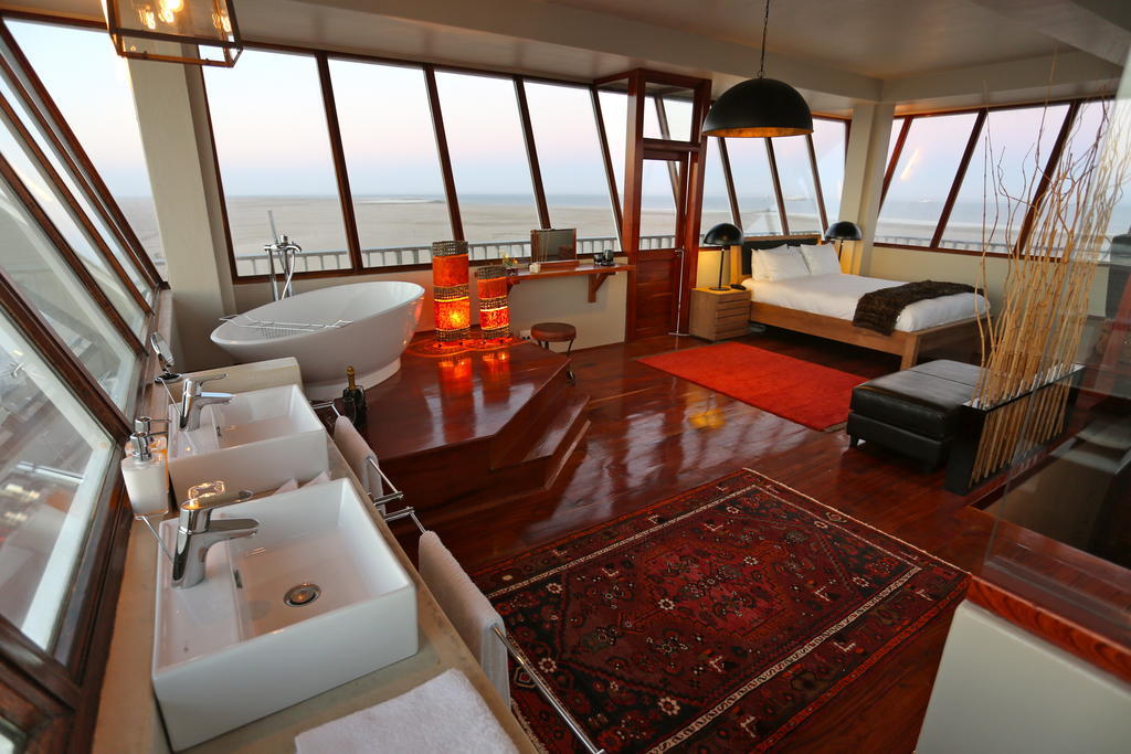 Pelican Point Lodge Walvis Bay Zimmer foto